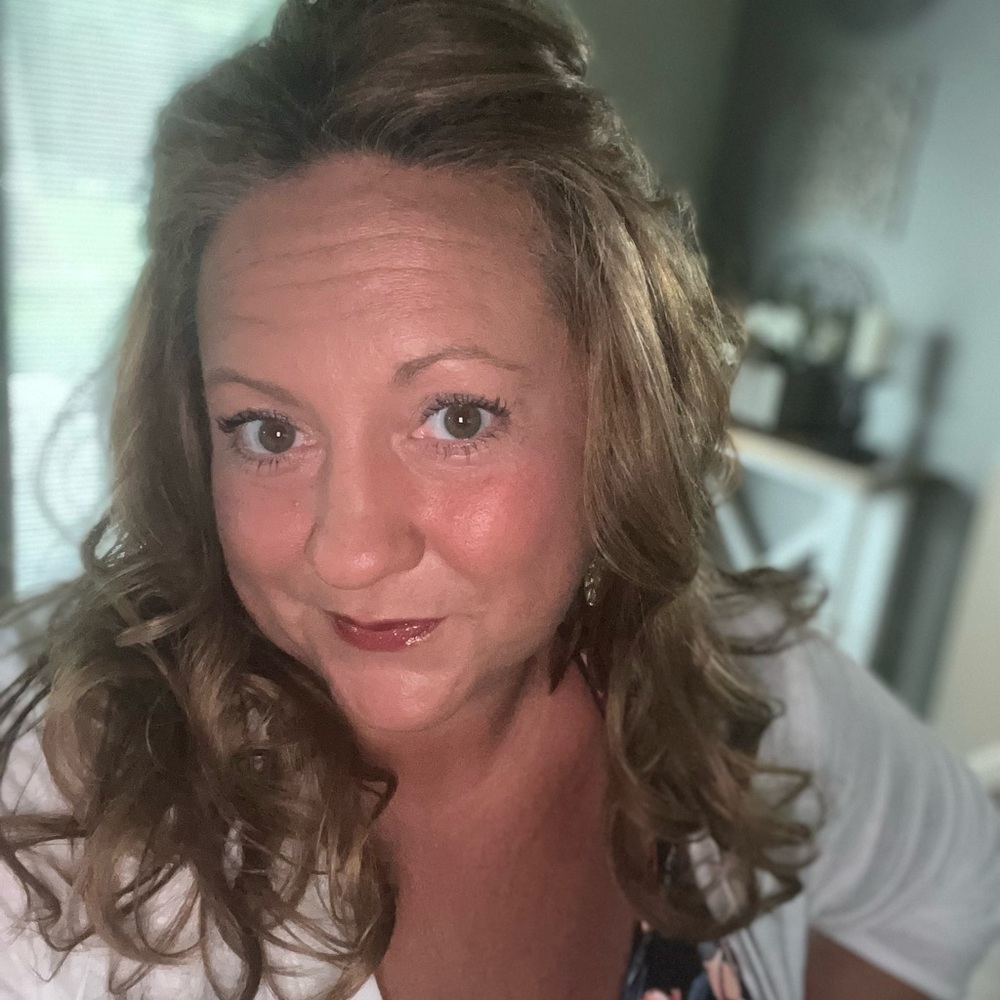 Meet your Posher, Renee